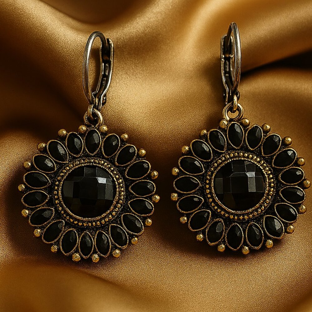 Elegant Antique Gold-Tone Floral Earrings w/ Black Gemstones – Vintage Statement